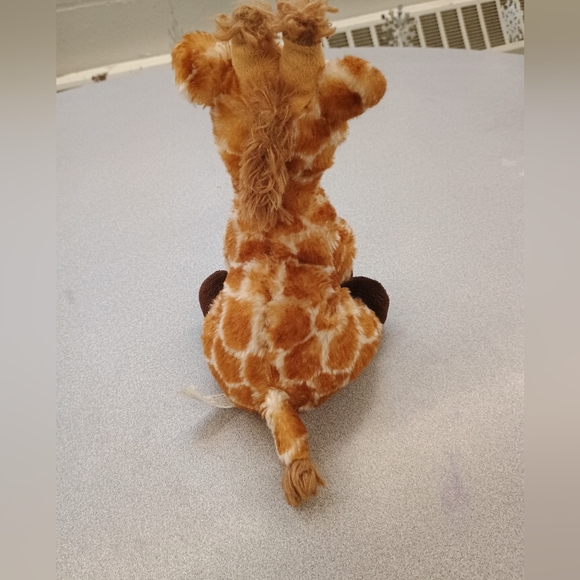 The Petting Zoo Giraffe Realistic Stuffed Animal Beanie Sitting Lovey Plush 9.5" - Picture 5 of 9